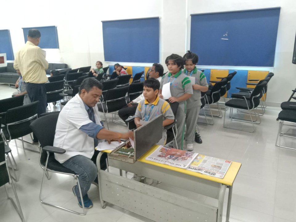 Free eye check-up activity